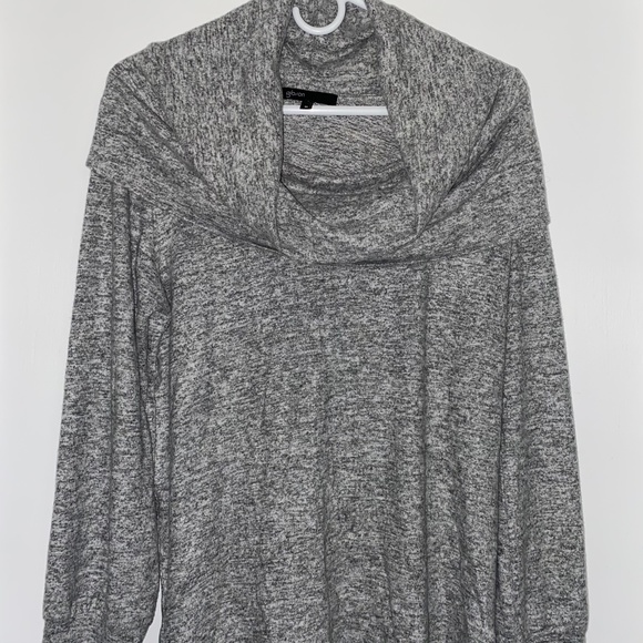 Gibson Off The Shoulder Grey Sweater - Picture 13 of 16